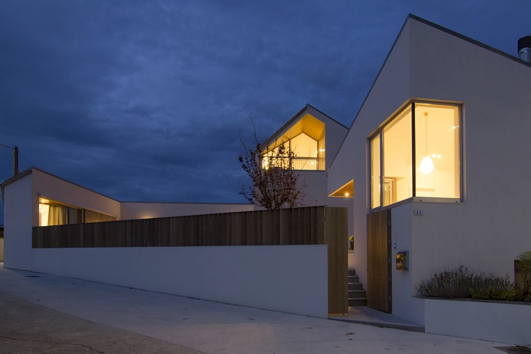 Jardin, Maison individuelle, Maison passive / écologique, Hôtellerie - Restauration, Bâtiment professionnel, Bureau, Maison de ville, Maison de campagne, Piscine, Construction neuve, Villa, Contemporain, Moderne, Minimaliste