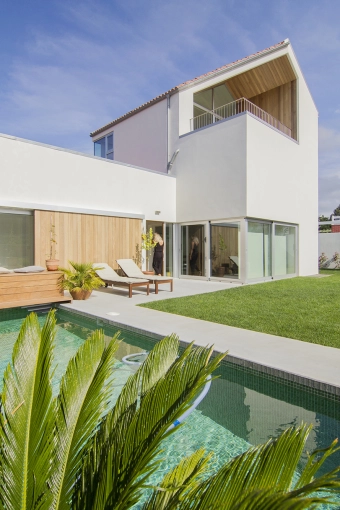 Jardin, Maison individuelle, Maison passive / écologique, Hôtellerie - Restauration, Bâtiment professionnel, Bureau, Maison de ville, Maison de campagne, Piscine, Construction neuve, Villa, Contemporain, Moderne, Minimaliste