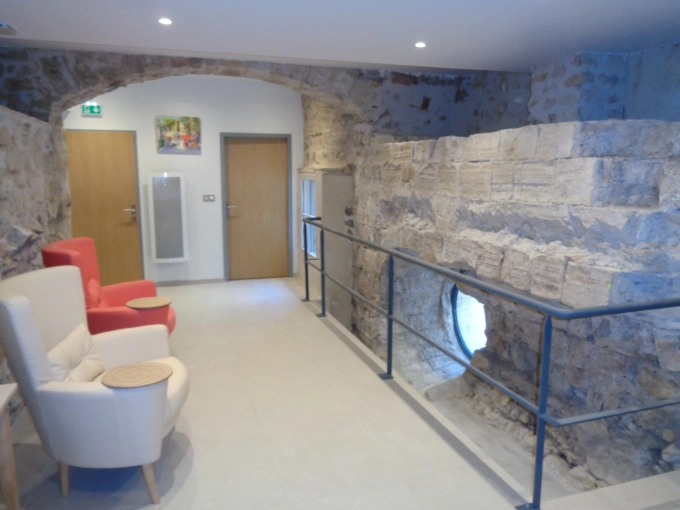 Assistance à la maitrise d'ouvrage, Appartement, Bâtiment accueillant du public (ERP), Réhabilitation, Historique
