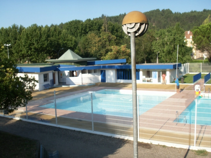 Assistance à la maitrise d'ouvrage, Bâtiment accueillant du public (ERP), Piscine, Réhabilitation, Traditionnel