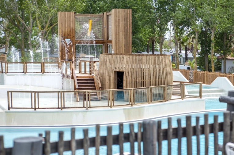 Assistance à la maitrise d'ouvrage, Mise aux normes, Hôtellerie - Restauration, Extérieur, Bâtiment accueillant du public (ERP), Rénovation, Piscine, Construction neuve, Contemporain, Moderne