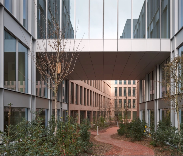 Vertical expension, Retail, Hotels - Restaurants, Commercial - industrial, Public Access Buildings, Renovation, New Build, Feasibility Studies, Restoration, Energy renovation, Vintage, contemporary, Traditional, Minimalist