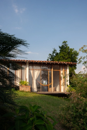 Maison individuelle, Maison passive / écologique, Chalet / Maison en bois, Hôtellerie - Restauration, Appartement, Résidentiel collectif, Bâtiment professionnel, Bâtiment accueillant du public (ERP), Rénovation, Maison de campagne, Extension, Construction neuve, Réhabilitation, Rénovation énergétique, Futuriste, Contemporain, Moderne, Japonais, Minimaliste