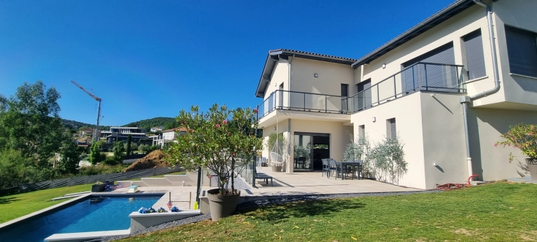 Single-Family Homes, Townhouses, Country Homes, New Build, Villa, contemporary, Modern