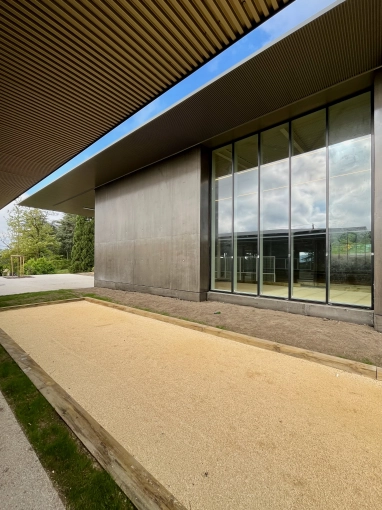 Bâtiment accueillant du public (ERP), Construction neuve, Contemporain