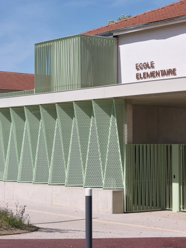 Bâtiment accueillant du public (ERP), Construction neuve, Réhabilitation, Contemporain