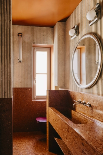 Conversion, Single-Family Homes, Renovation, Townhouses, Country Homes, Restoration, Villa, Vintage