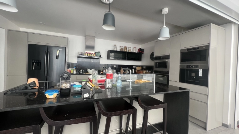 Vertical expension, Single-Family Homes, Extension, Restoration, Design / Plans, Building permits, Construction Management, Consulting