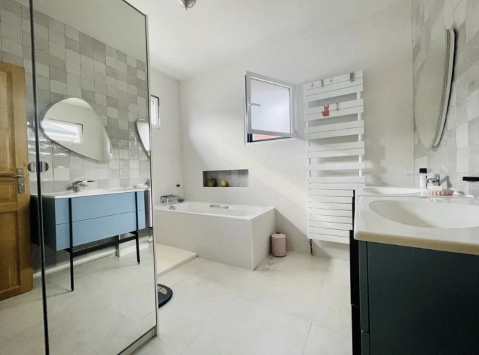 Vertical expension, Single-Family Homes, Renovation, Design / Plans, Building permits, Construction Management