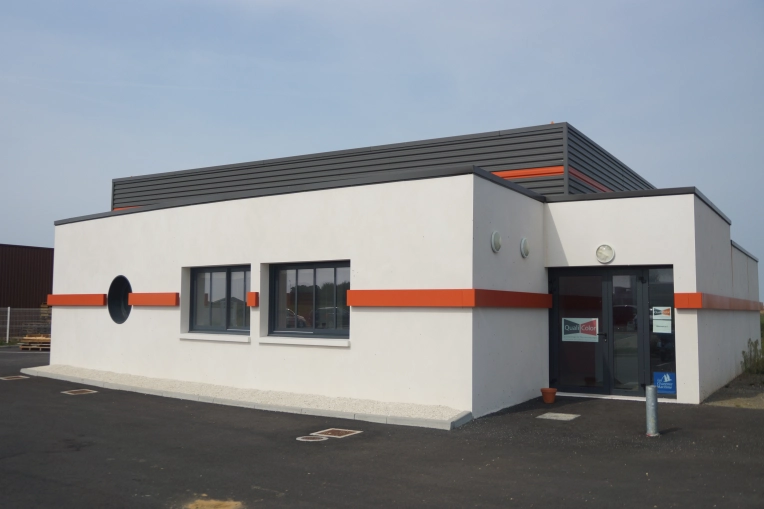 Bâtiment professionnel, Bureau, Hangar, Bâtiment industriel, Construction neuve, Plan, Permis de construire, Suivi de chantier, Conseil