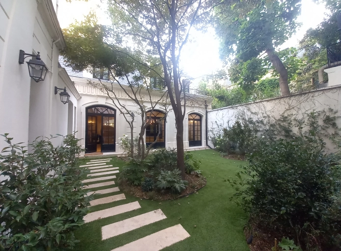 Project Management, Expertise, Vertical expension, Single-Family Homes, Townhouses, Interior Architecture & Design, Extension, Feasibility Studies, Restoration, Energy renovation, Attic, Villa, contemporary, Modern