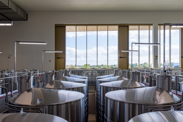 Transformation, Bâtiment professionnel, Bâtiment industriel, Bâtiment agricole, Extension, Construction neuve, Réhabilitation, Plan, Permis de construire, Suivi de chantier