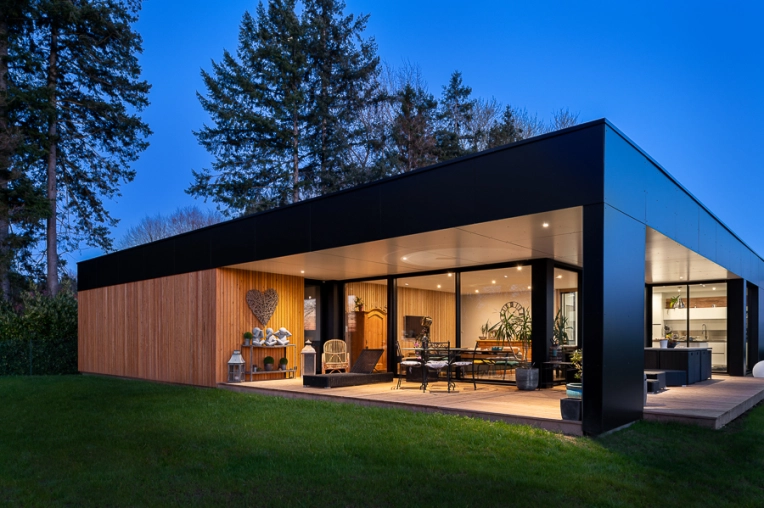 Conversion, Vertical expension, Single-Family Homes, Passive House / Eco-friendly, Chalets / Wooden Houses, Smart Homes, Renovation, Townhouses, Country Homes, Extension, New Build, Feasibility Studies, Restoration, Energy renovation, Attic, Tiny house, Villa, Design / Plans, Building permits, Construction Management, Consulting