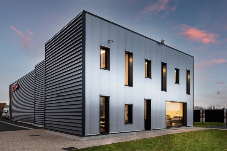 Commercial - industrial