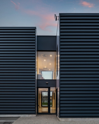 Commercial - industrial