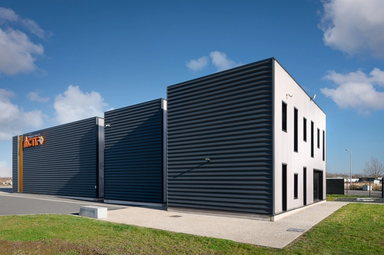 Commercial - industrial