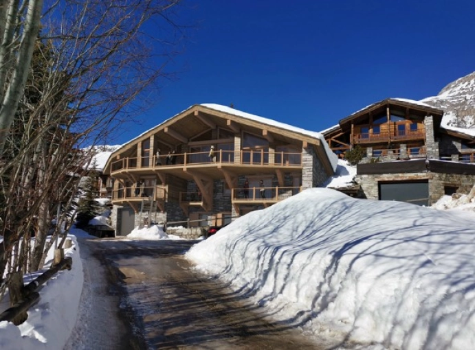 Vertical expension, Single-Family Homes, Chalets / Wooden Houses, Building permits