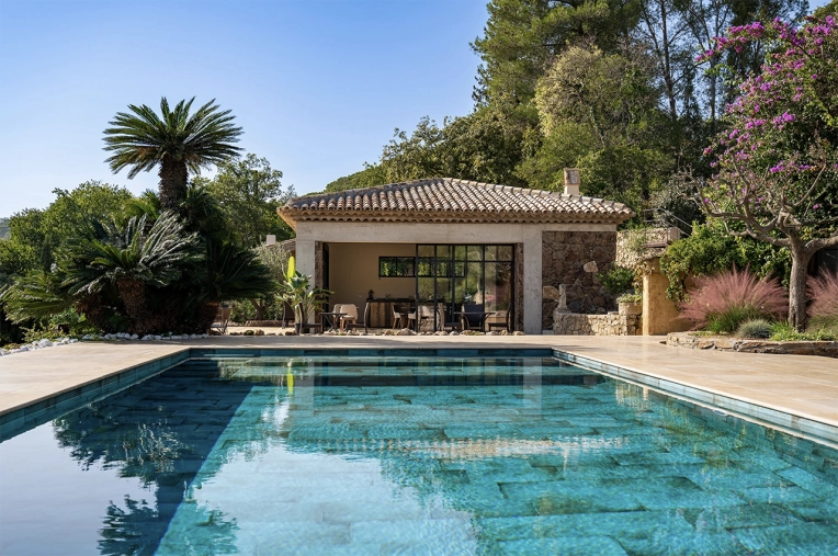 Single-Family Homes, Extension, Traditional