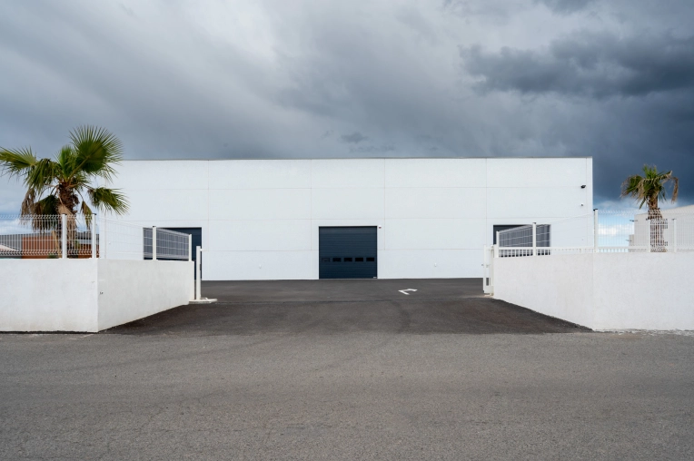 Hangar, Construction neuve, Moderne