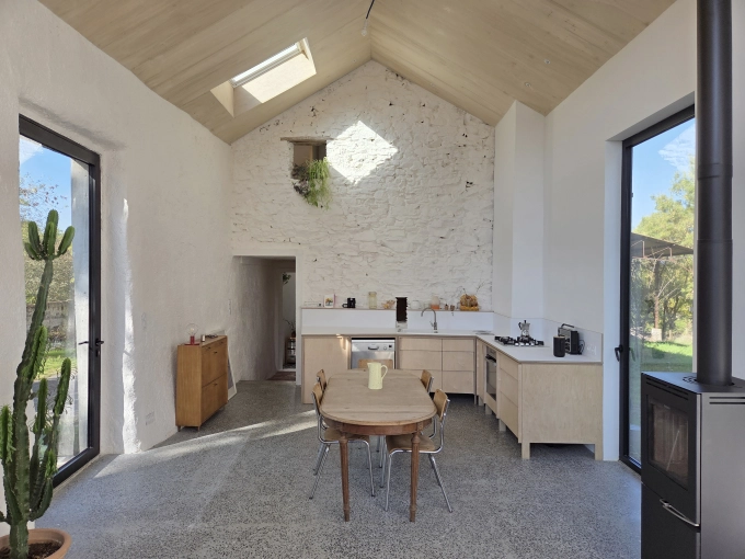 Conversion, Single-Family Homes, Passive House / Eco-friendly, Country Homes, Interior Architecture & Design, Restoration, Energy renovation, Design / Plans, Building permits, Construction Management, Consulting