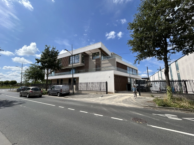 Assistance à la maitrise d'ouvrage, Bâtiment professionnel, Bureau, Hangar, Architecture d’intérieur, Construction neuve, Étude de faisabilité, Plan, Permis de construire, Suivi de chantier, Conseil