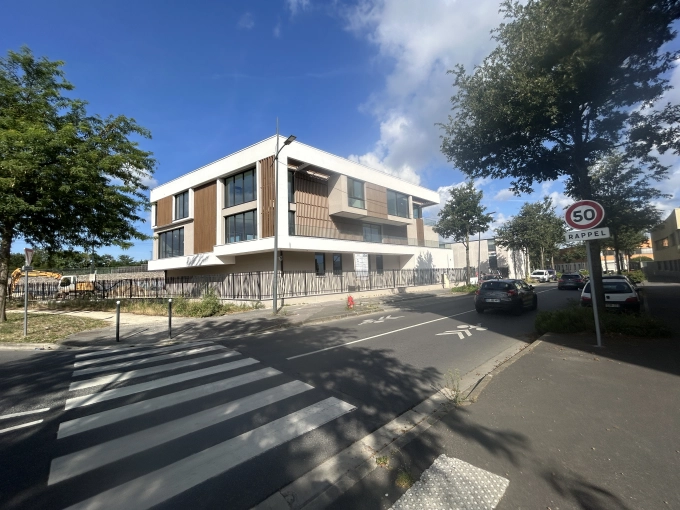 Assistance à la maitrise d'ouvrage, Bâtiment professionnel, Bureau, Hangar, Architecture d’intérieur, Construction neuve, Étude de faisabilité, Plan, Permis de construire, Suivi de chantier, Conseil