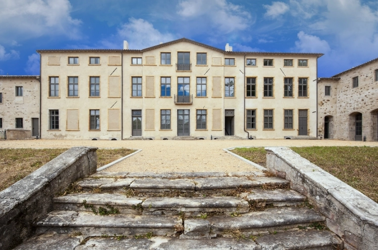 Historical / Listed Buildings, Restoration, Design / Plans, Building permits, Construction Management