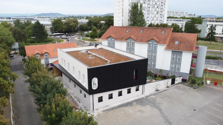 Transformation, Mise aux normes, Hôtellerie - Restauration, Rénovation, Extension, Construction neuve, Étude de faisabilité, Réhabilitation, Rénovation énergétique, Plan, Permis de construire, Suivi de chantier, Conseil, Diagnostic