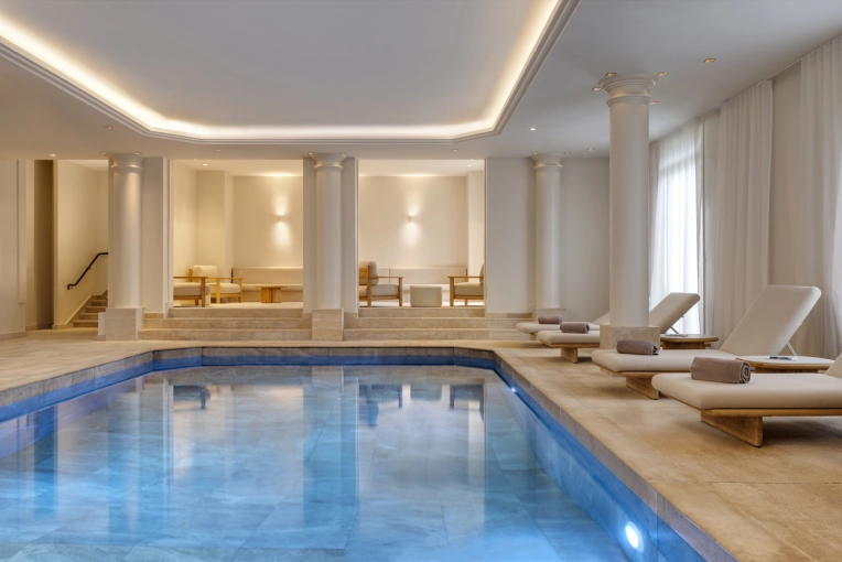 Hotels - Restaurants, Restoration, contemporary