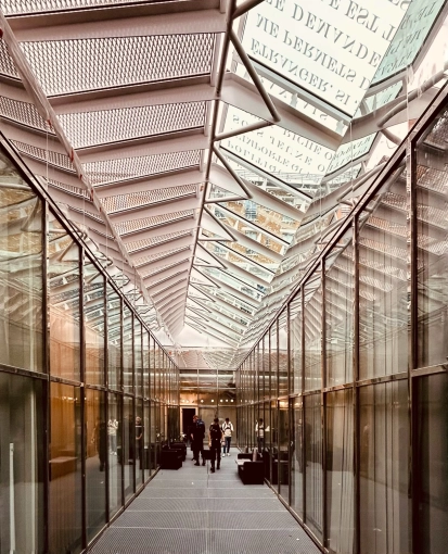 Commercial - industrial, Extension, contemporary