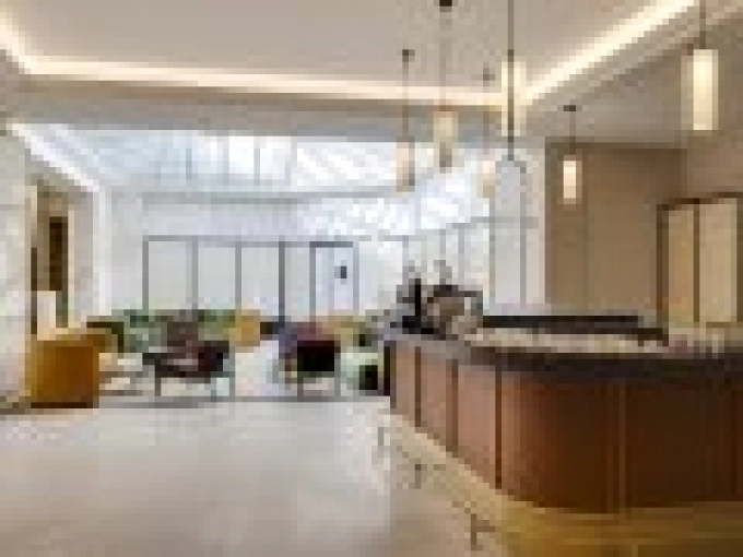 Hotels - Restaurants