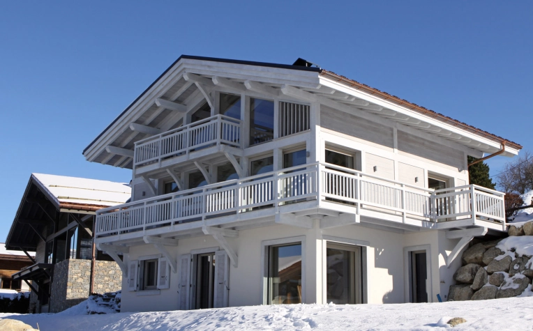 Chalets / Wooden Houses, New Build, Garage, Traditional