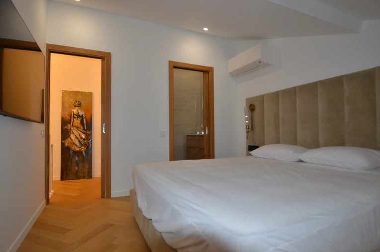 Apartment, Renovation, Interior Architecture & Design, Feasibility Studies, Attic, Design / Plans, Preliminary works declaration