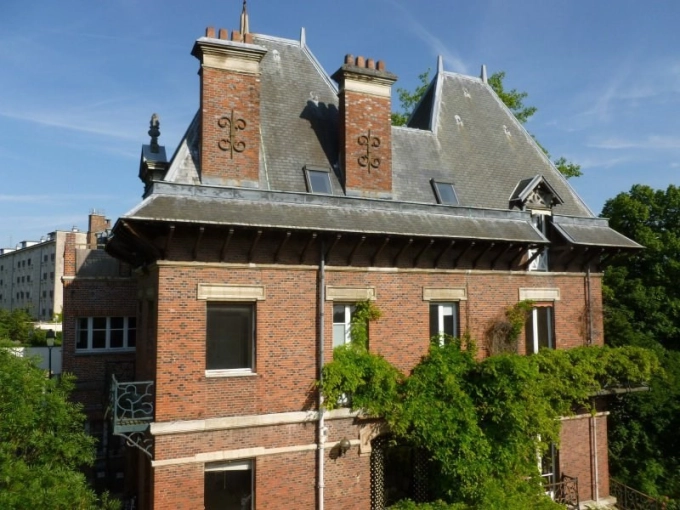 Historical / Listed Buildings, Renovation, Design / Plans, Building permits, Construction Management