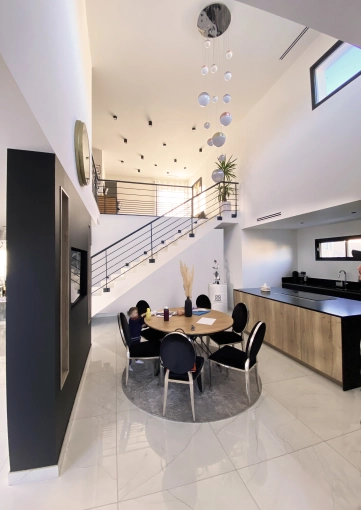 Landscape Architecture, Patios & Terraces, Single-Family Homes, Exterior, Townhouses, Pools, New Build, Feasibility Studies, Villa, Garage, Design / Plans, Building permits, Consulting