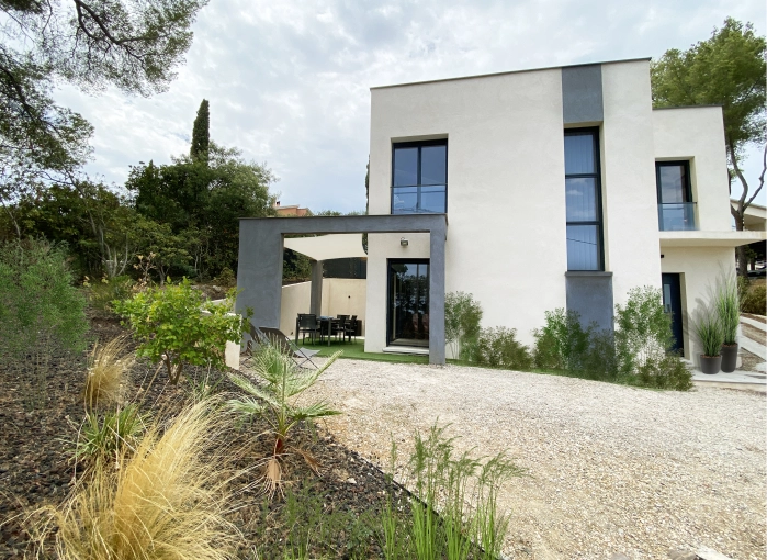 Landscape Architecture, Patios & Terraces, Single-Family Homes, Exterior, Townhouses, New Build, Feasibility Studies, Villa, Design / Plans, Building permits, Construction Management, Consulting, Home pre-purchase advice