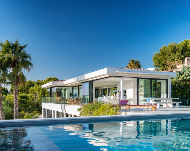 Assistance à la maitrise d'ouvrage, Jardin, Terrasse, Maison individuelle, Maison connectée (domotique), Piscine, Architecture d’intérieur, Construction neuve, Étude de faisabilité, Assainissement, Villa, Garage, Plan, Permis de construire, Suivi de chantier, Conseil, Diagnostic, Déclaration de travaux