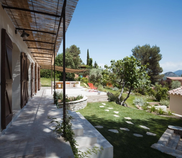 Assistance à la maitrise d'ouvrage, Mise aux normes, Jardin, Surélévation, Terrasse, Extérieur, Rénovation, Architecture d’intérieur, Extension, Étude de faisabilité, Assainissement, Plan, Permis de construire, Suivi de chantier, Conseil, Diagnostic, Déclaration de travaux