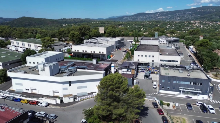 Transformation, Assistance à la maitrise d'ouvrage, Mise aux normes, Surélévation, Bâtiment professionnel, Bureau, Hangar, Bâtiment industriel, Rénovation, Architecture d’intérieur, Extension, Construction neuve, Étude de faisabilité, Rénovation énergétique, Usine, Plan, Permis de construire, Suivi de chantier, Conseil, Diagnostic, Déclaration de travaux