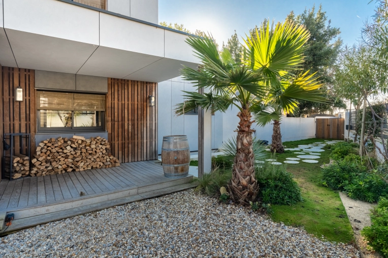 Single-Family Homes, Passive House / Eco-friendly, Chalets / Wooden Houses, Smart Homes, New Build, Design / Plans, Building permits, Construction Management