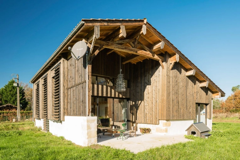 Single-Family Homes, Chalets / Wooden Houses, Renovation, Design / Plans, Building permits, Construction Management