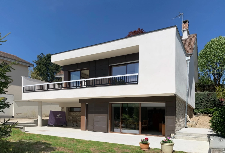 Transformation, Expertise, Maison individuelle, Rénovation, Maison de ville, Extension, Étude de faisabilité, Réhabilitation, Plan, Permis de construire, Suivi de chantier, Conseil, Diagnostic, Déclaration de travaux