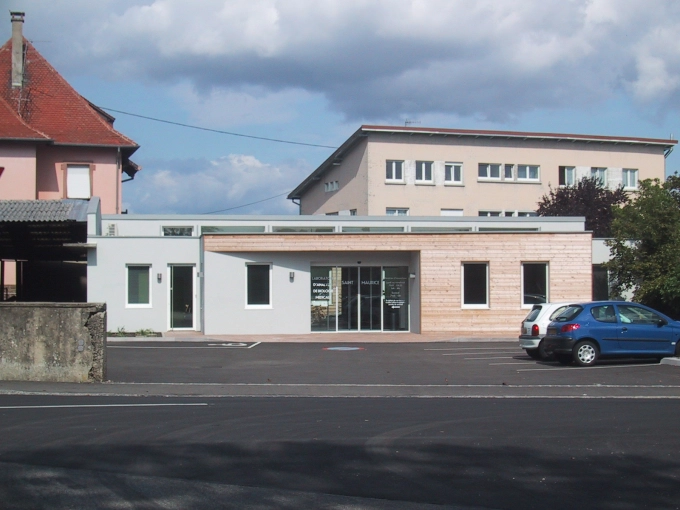 Commerce, Construction neuve