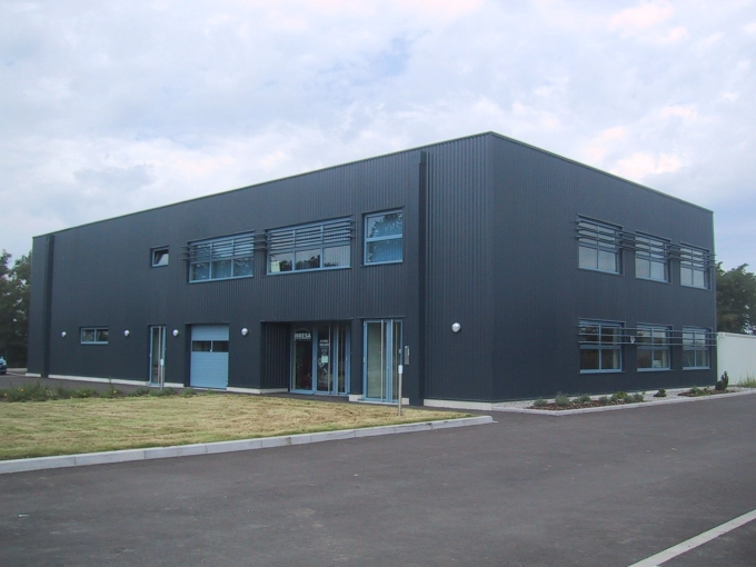 Bâtiment professionnel, Bâtiment industriel, Construction neuve