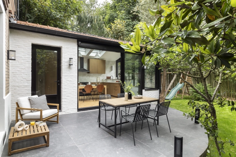 Single-Family Homes, Renovation, Townhouses, Extension, Design / Plans, Planning permission application, Construction Management