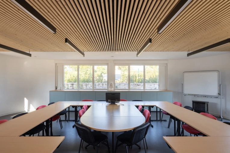 Mise aux normes, Bâtiment accueillant du public (ERP), Rénovation, Architecture d’intérieur, Extension, Plan, Permis de construire, Suivi de chantier