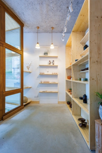 Building Upgrades, Retail, Public Access Buildings, Renovation, Interior Architecture & Design, Restoration, Energy renovation, Design / Plans, Building permits, Construction Management, Consulting, Diagnostic