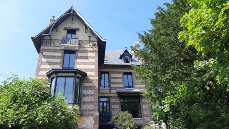 Maison individuelle, Maison passive / écologique, Maison connectée (domotique), Maison de ville, Architecture d’intérieur, Réhabilitation, Rénovation énergétique, Plan, Suivi de chantier, Conseil, Déclaration de travaux