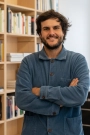 alt=